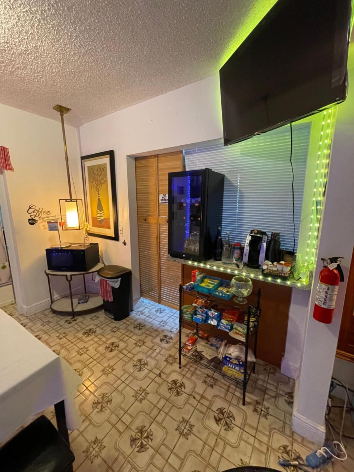 Habitacion Centrica Calle 8 Miami Exterior photo